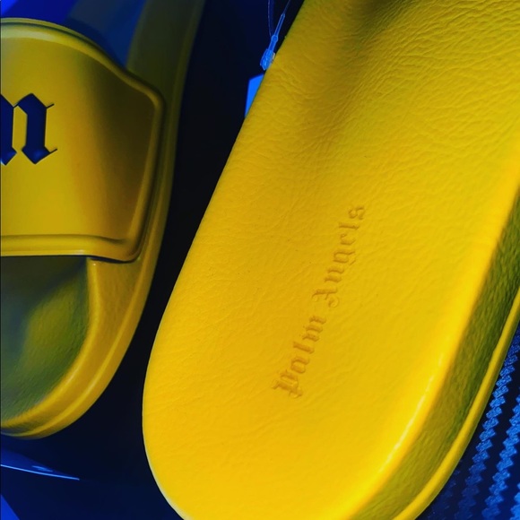 Palm angels slides size 9 mens - Picture 11 of 11